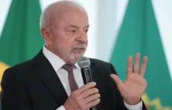 Lula diz que n�o usa igrejas para campanha nas elei��es e ouve evang�licos no Pal�cio