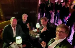 Banqueiro pol�mico surge com Gonet em foto de u�sque, e ele afirma que nunca teve intimidade