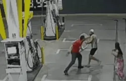 Homem urina na cal�ada de posto de gasolina, discute e quebra equipamentos em Bras�lia