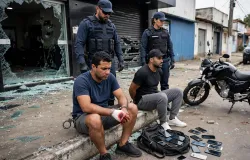 Pol�cia prende dois homens que arrombaram escrit�rio e roubaram celulares em Rondon�polis
