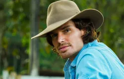 Jonatas Faro revela em A Fazenda o combinado que fez com o namorado antes de entrar no reality