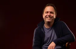 De Porto Alegre � uma Jerusal�m gelada: Edu Mendas leva toque de humor e melancolia para nova s�rie b�blica da Record