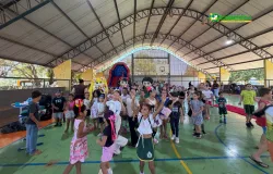 Escola Municipal Jacar� Valente promove programa��o especial em comemora��o ao Dia das Crian�as