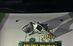 23� BPM prende homem armado no Centro de Trairi