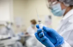 Vacina da gripe protege contra casos graves de Covid-19, aponta estudo