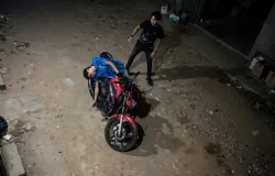 Bandido desmaia ap�s levar pedrada na cabe�a durante assalto a casal em Juazeiro do Norte
