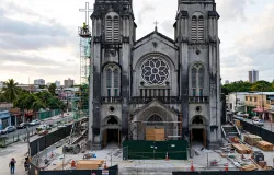 Catedral de Fortaleza fecha entrada principal para obras dos 50 anos