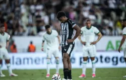 Saulo Mineiro faz dois gola�os e salva Cear� contra o rebaixamento na S�rie B