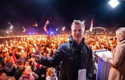 Fim da era Orb�n: Hungria derruba lei que ligava homossexualidade � pedofilia e libera bilh�es da UE