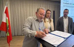Balne�rio Cambori� inicia obras de R$ 20 milh�es para resolver problemas de esgoto na zona norte
