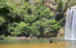 Jovem de 18 anos morre afogado em cachoeira perigosa em Minas Gerais ap�s sumir com amigos