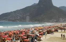 Brasil  o destino de mais de 200 mil turistas estrangeiros neste Carnaval
