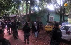 Polcia apreende 58 adolescentes com drogas em festa clandestina, no DF