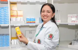Medicamentos entregues nas unidades de sa�de beneficiam quase 900 mil pessoas e fortalecem v�nculo com a rede