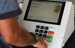 Trabalhador tem direito de sair do trabalho para votar sem perder sal�rio em 2026