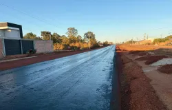 Pavimenta��o avan�a no acesso � Praia do Bosque e prepara Barra do Gar�as para a temporada de praia