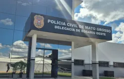 Mulher condenada por homic�dido � presa pelas Pol�cias Civil e Militar em Ros�rio Oeste