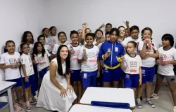 Acad�mica de Odontologia ensina crian�as sobre sono, estresse e sa�de dos dentes