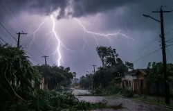 Frente fria causa chuva forte e ventos de 90 km/h em Mato Grosso
