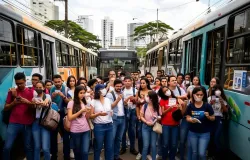 Cuiab� libera uso irrestrito de �nibus para estudantes e tarifa zero no feriado