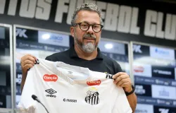 Clber Xavier  apresentado e v Neymar como soluo para Santos reagir