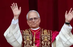 Em 1 sada do Vaticano, Leo 14 visita tmulo do papa Francisco