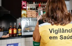 Fora-tarefa apreende 117 garrafas de bebida sem procedncia em SP