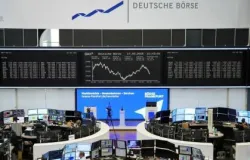 Bolsas da Europa caem aps balanos e de olho em inflao da zona do euro