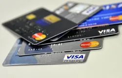 Setor de cart�es movimenta R$ 4,5 tri em 2025, mostra Abecs