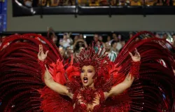 Professor de samba de Virginia avalia desempenho dela no desfile da Grande Rio: 'Foi guerreira'