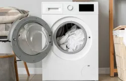 Roupa fedendo? Saiba o que fazer para acabar com o mau cheiro