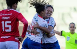 Bahia vence o Inter no futebol feminino e sobe no campeonato