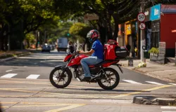 Detran-SP abre vagas extras para exame pr�tico de moto aos s�bados at� julho
