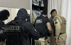 Quatro policiais militares s�o presos por suspeita de sequestro de jovens na Bahia