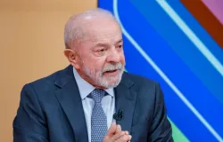 Lula promete transformar 138 pres�dios em supercadeias e pede ajuda do Senado