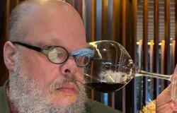 Ed Motta pede desculpas ap�s ofender funcion�rio com insulto e se desculpa com o Nordeste