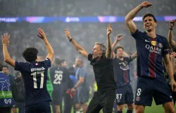 PSG vence Arsenal nos p�naltis e � bicampe�o da Champions League