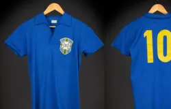 Camisa de Pel� na final de 1958 vai a leil�o por valor recorde