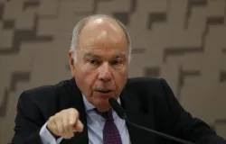 Nova taxa dos EUA: chefe de rela��es do Brasil pode conversar hoje com representante de Trump