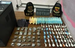 PM fecha boca de tr�fico e prende traficante e adolescente em Cuiab�