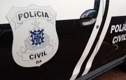 Homem � preso por tentar matar outro a facadas por causa de carregador de celular