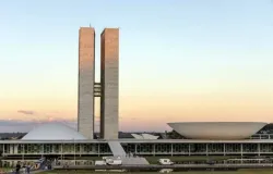 Festas de S�o Jo�o tiram deputados do Congresso e atrapalham vota��es importantes