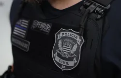 Pol�cia descobre empresa que usava carros-fortes para esconder drogas e armas