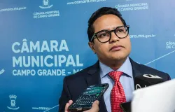 C�mara autoriza gastos de at� R$ 50 mil sem licita��o com dinheiro p�blico
