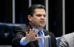 Alcolumbre nega ter recebido 30 milh�es de d�lares de ex-banqueiro