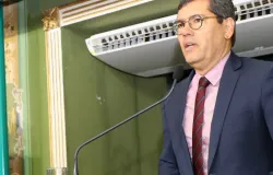 Tinoco critica Rui Costa e acusa PT de querer fugir da culpa pelos problemas no VLT do Sub�rbio