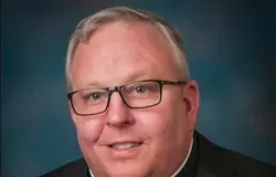Padre usou dinheiro da igreja para viajar de cruzeiro e ir a cassino