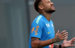 Neymar treina sem problemas com o time pela segunda vez seguida