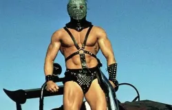 Ator de 'Mad Max' morre aos 76 anos na Austr�lia