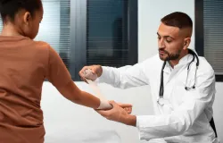 Dor de crescimento: entenda o que � e por que n�o deve ser ignorada